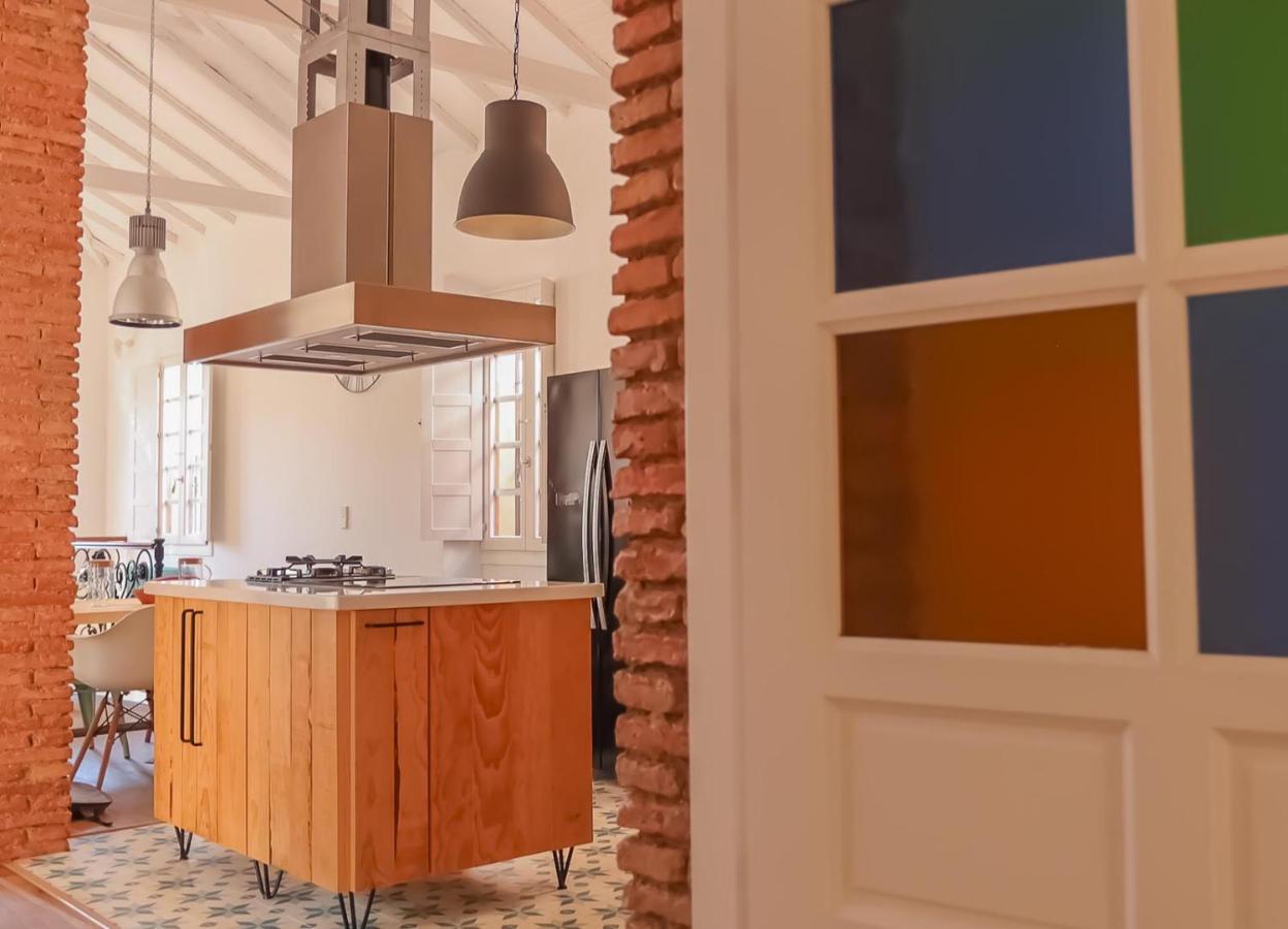 Villa Regionalista 1919: Seaside Retreat With Heated Pool *