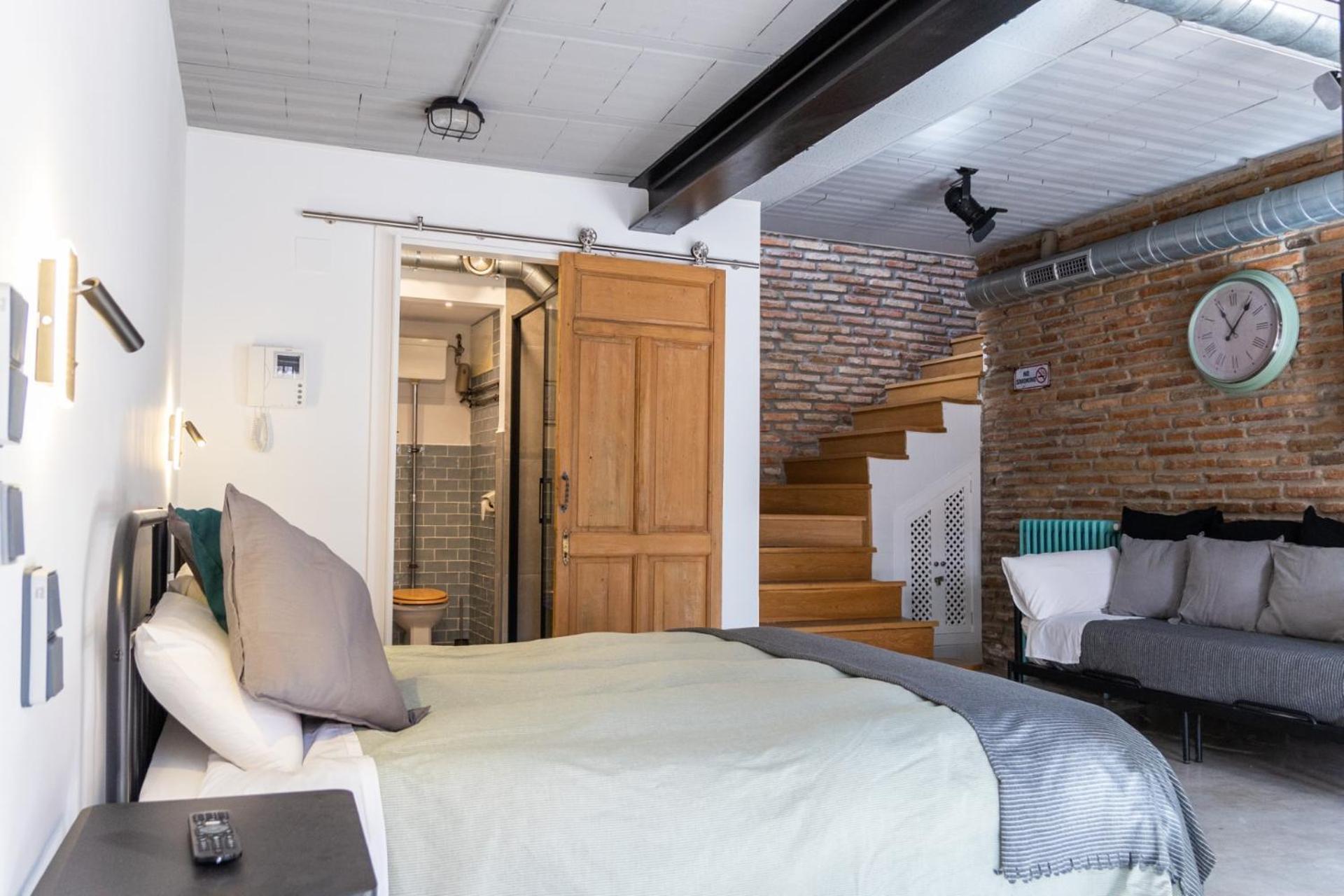 Regionalista 1919: Seaside Retreat With Heated Pool Villa Malaga