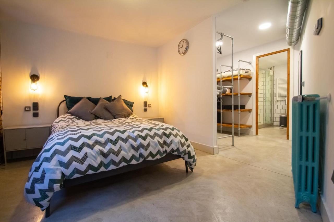 Villa Regionalista 1919: Seaside Retreat With Heated Pool *